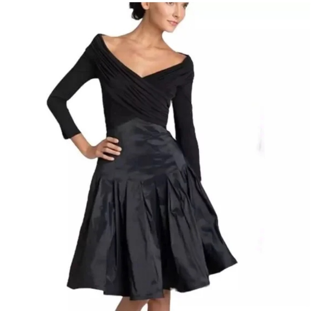 Tadashi Shoji Elegant Black Ruched Bodice Fit & Flare Silk Cocktail Dress Sz 8 - Picture 2 of 11